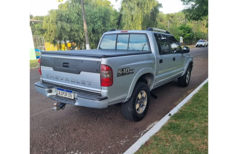 Chevrolet S10 Executive 4x4 2.8 Turbo Electronic (Cab Dupla) - Foto #6