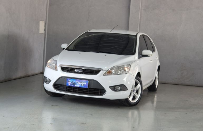 Ford Focus Hatch GL 1.6 16V (Flex) - Foto #1