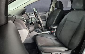 Ford Focus Hatch GL 1.6 16V (Flex) - Foto #6