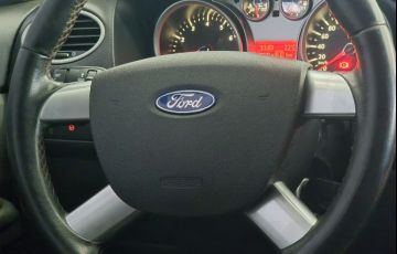 Ford Focus Hatch GL 1.6 16V (Flex) - Foto #10