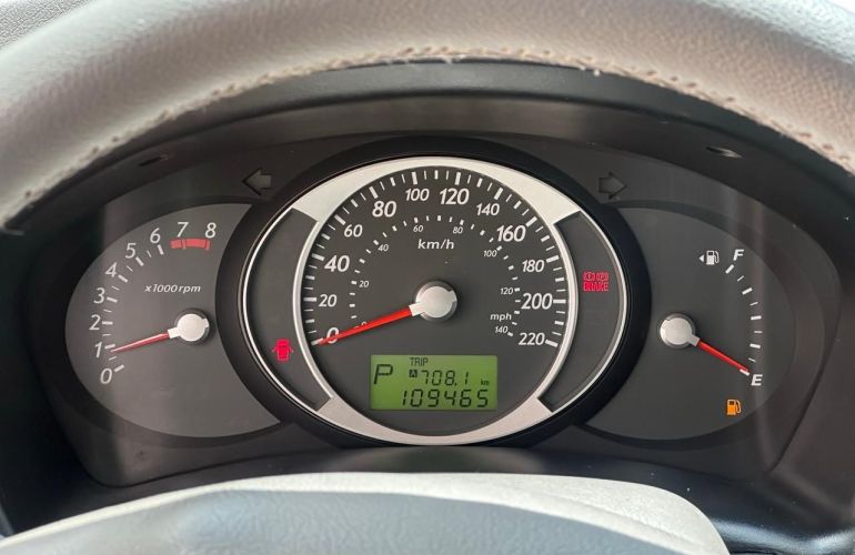Hyundai Tucson 2.0 MPFi GLS 16V 143cv 2wd - Foto #4