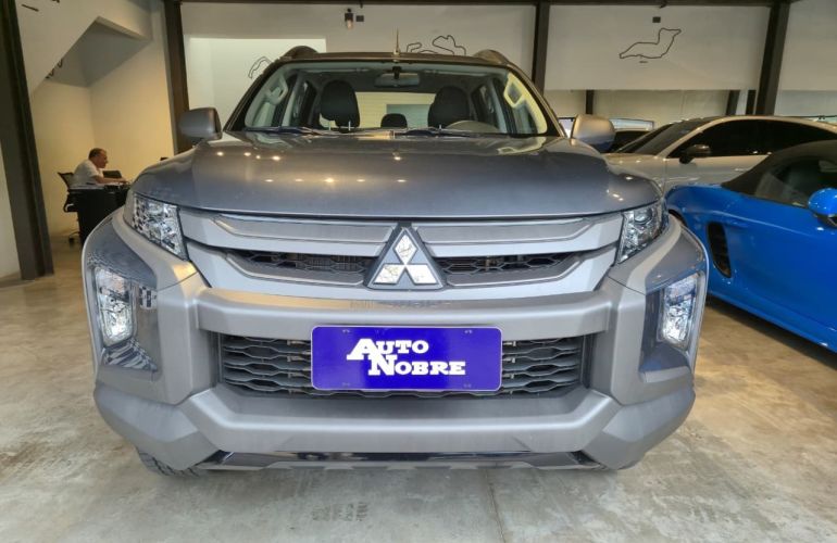 Mitsubishi L200 Triton 2.4 16V Turbo Sport Outdoor GLS CD 4p 4x4 - Foto #2