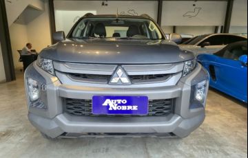 Mitsubishi L200 Triton 2.4 16V Turbo Sport Outdoor GLS CD 4p 4x4 - Foto #2