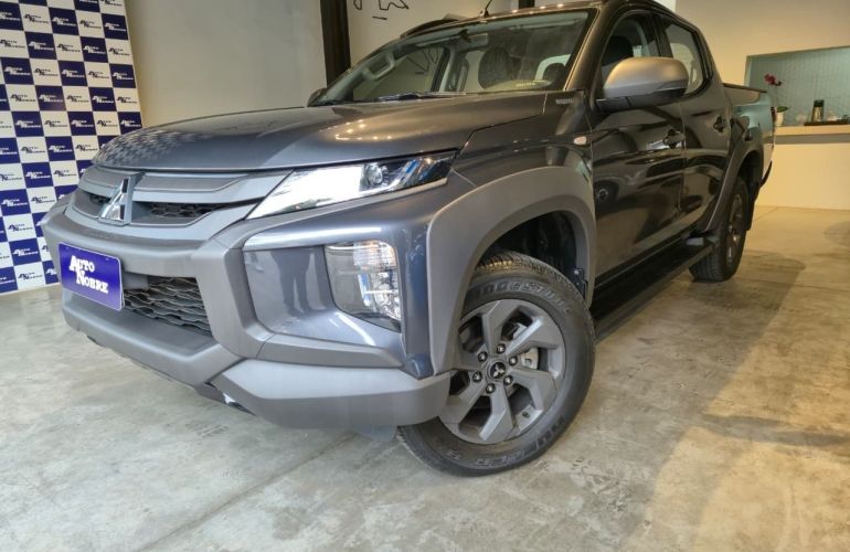 Mitsubishi L200 Triton 2.4 16V Turbo Sport Outdoor GLS CD 4p 4x4 - Foto #3