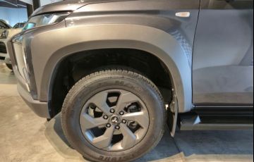 Mitsubishi L200 Triton 2.4 16V Turbo Sport Outdoor GLS CD 4p 4x4 - Foto #4