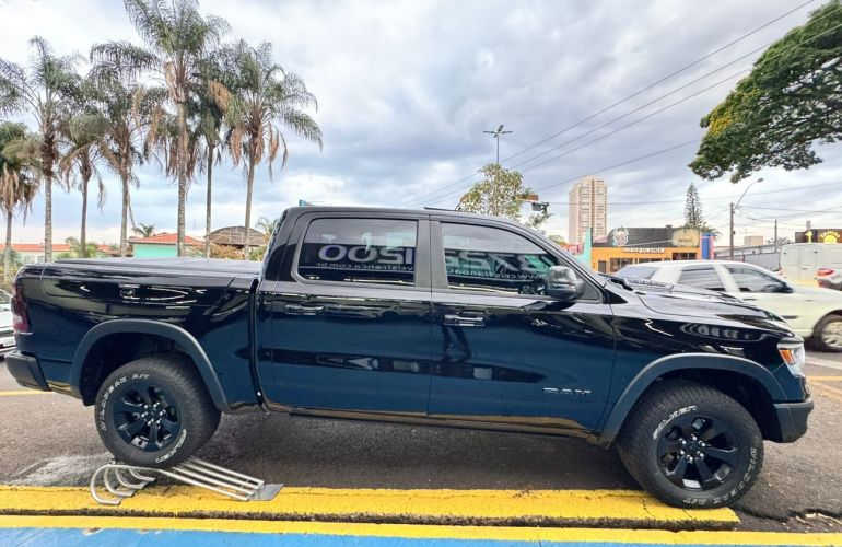 RAM 1500 5.7 V8 Rebel CD 4x4 - Foto #3