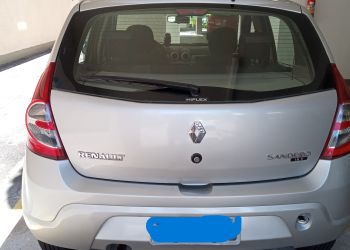 Renault Sandero Expression 1.0 16V (Flex) - Foto #2