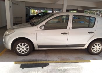 Renault Sandero Expression 1.0 16V (Flex) - Foto #3