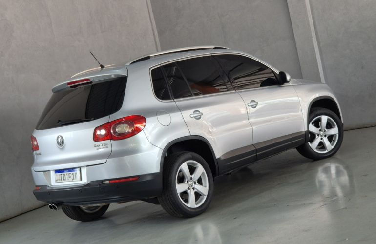 Volkswagen Tiguan 2.0 TSI 4WD - Foto #3