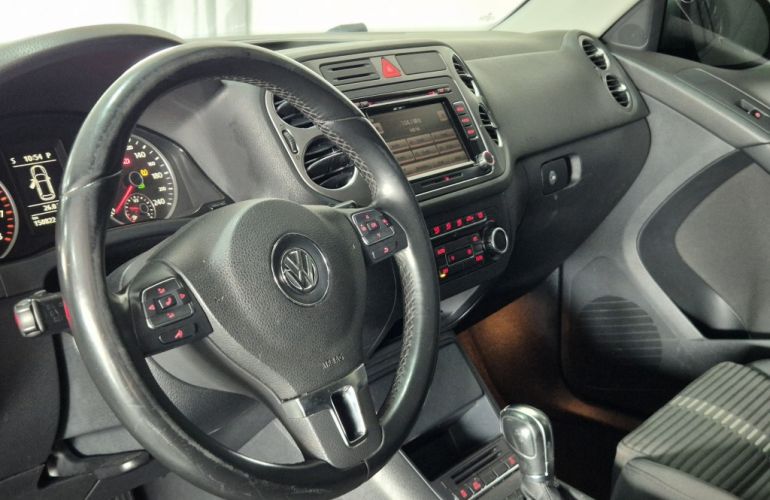 Volkswagen Tiguan 2.0 TSI 4WD - Foto #5