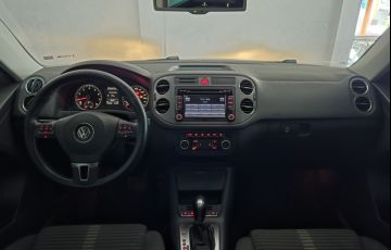 Volkswagen Tiguan 2.0 TSI 4WD - Foto #9