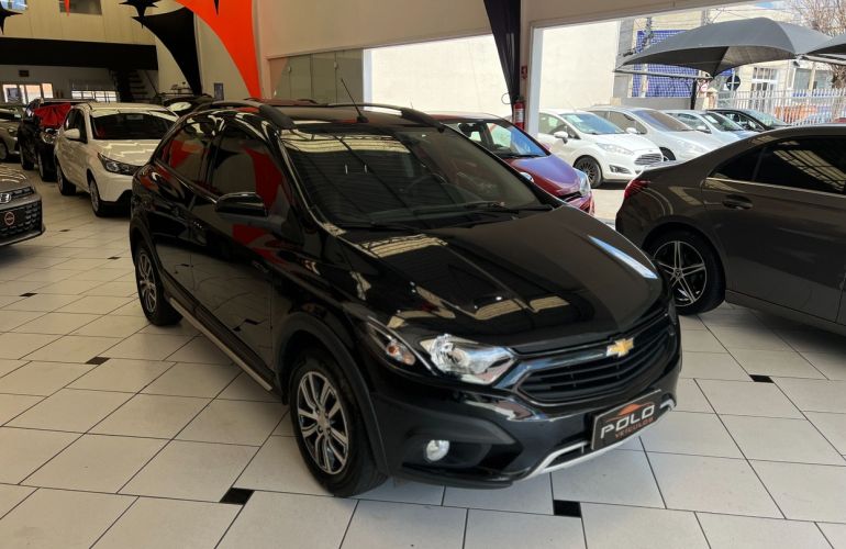 Chevrolet Onix 1.4 MPFi Activ 8v - Foto #2