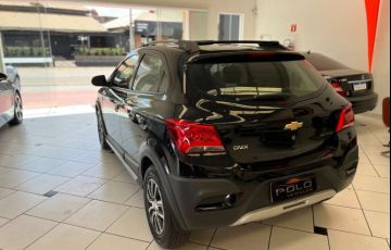 Chevrolet Onix 1.4 MPFi Activ 8v - Foto #4