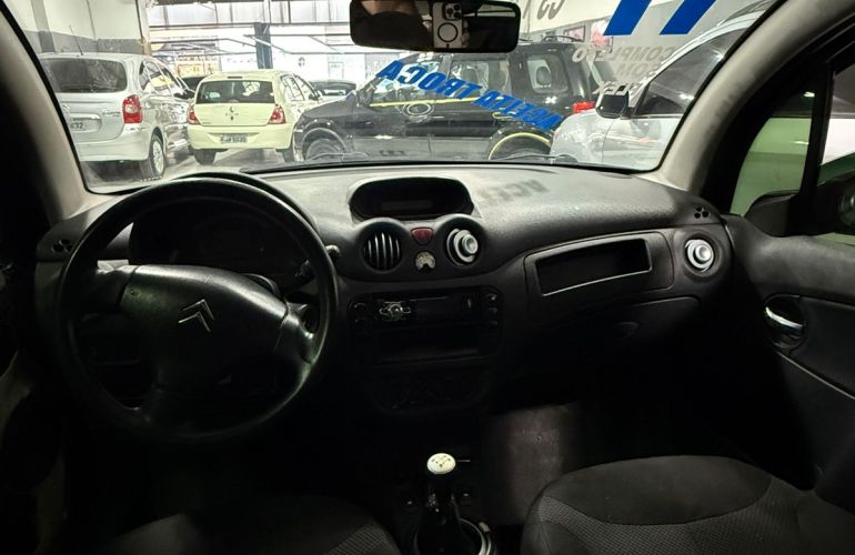 Citroën C3 GLX 1.4 8V (flex) - Foto #2
