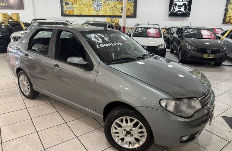 Fiat Siena 1.8 MPi Hlx 8v - Foto #1