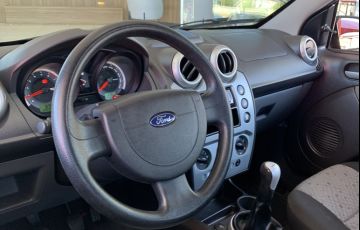 Ford Fiesta Hatch Rocam 1.6 (Flex) - Foto #3