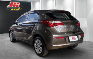 Hyundai Hb20 1.6 Comfort Plus 16v - Foto #4