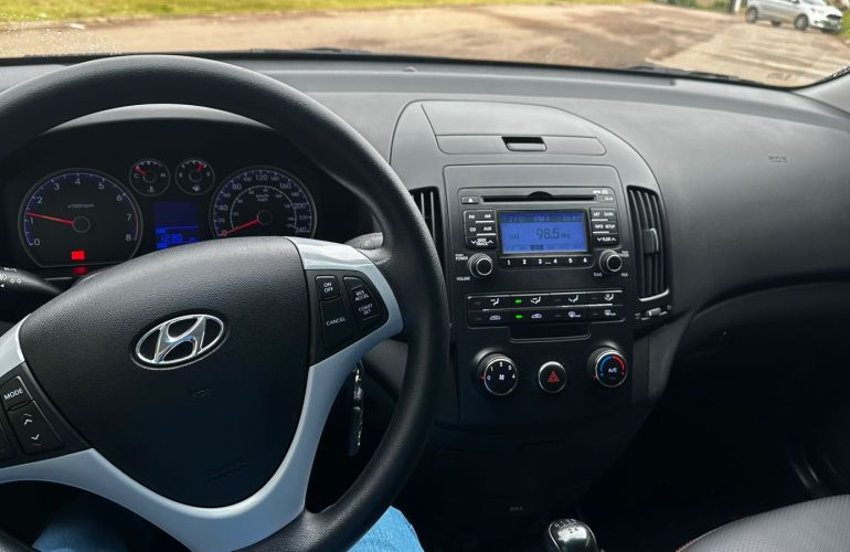 Hyundai i30 GLS 2.0 16V - Foto #6