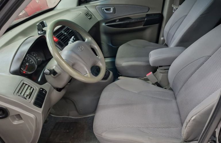 Hyundai Tucson GLS 2.0 16V (aut) - Foto #5