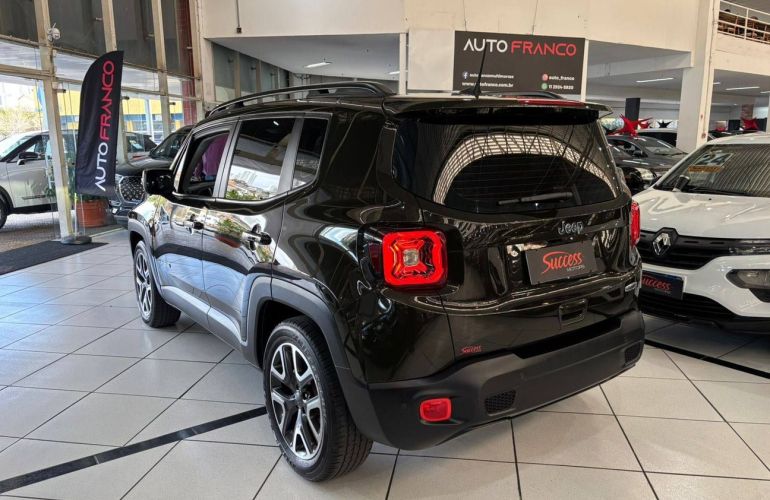 Jeep Renegade 1.8 16V Longitude - Foto #4