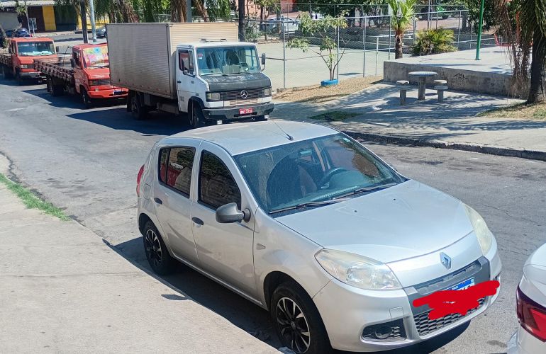 Renault Sandero Authentique 1.0 16V (Flex) - Foto #9