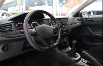 Volkswagen Polo 1.0 MPi Track - Foto #3
