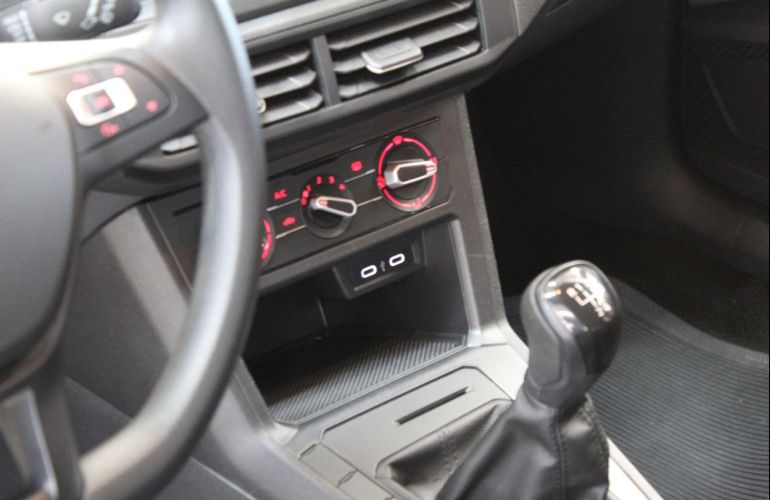 Volkswagen Polo 1.0 MPi Track - Foto #4