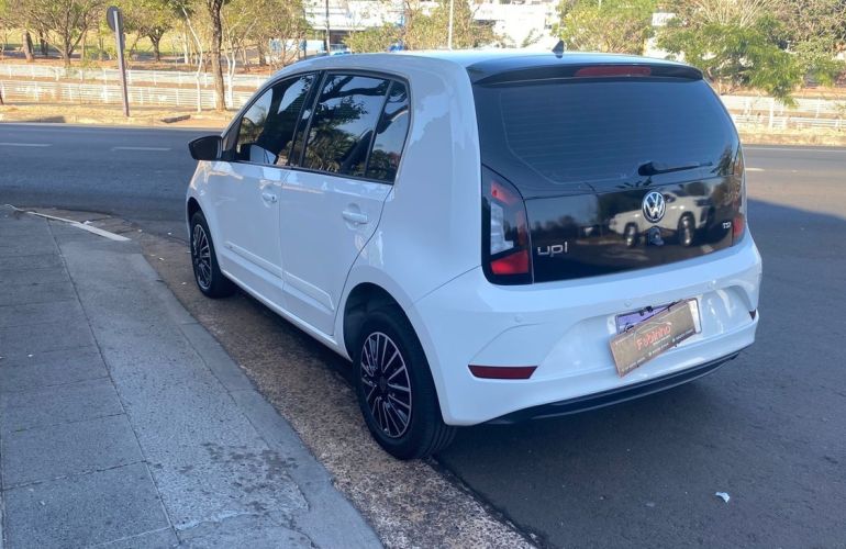 Volkswagen Up 1.0 MPi Move Up 12v - Foto #4