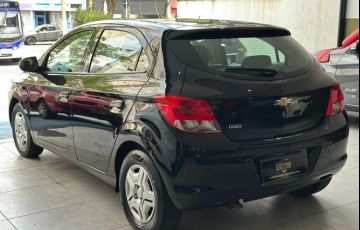 Chevrolet Onix 1.0 MPFi Joy 8v - Foto #4