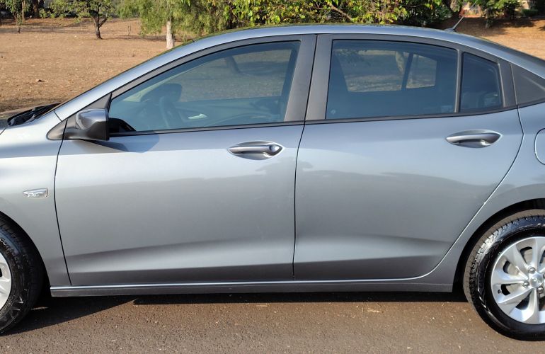 Chevrolet Onix Plus 1.0 Turbo LT (Aut) - Foto #2