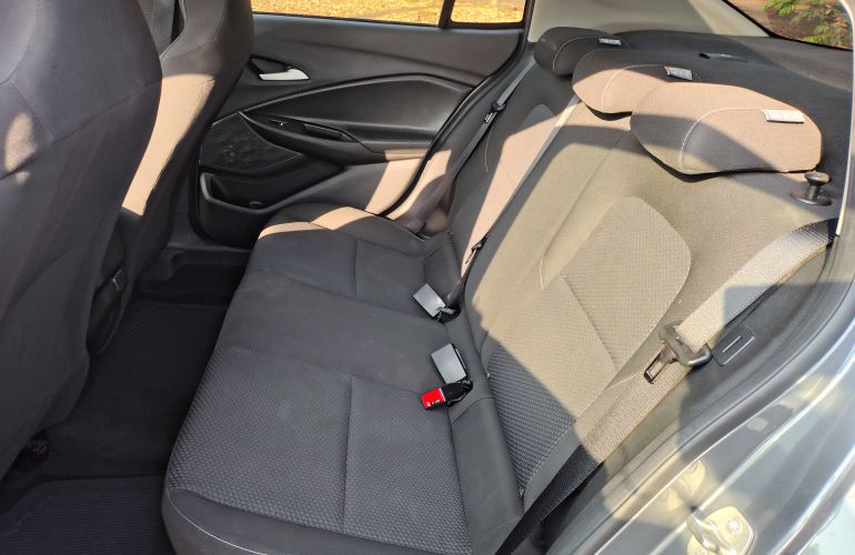 Chevrolet Onix Plus 1.0 Turbo LT (Aut) - Foto #7