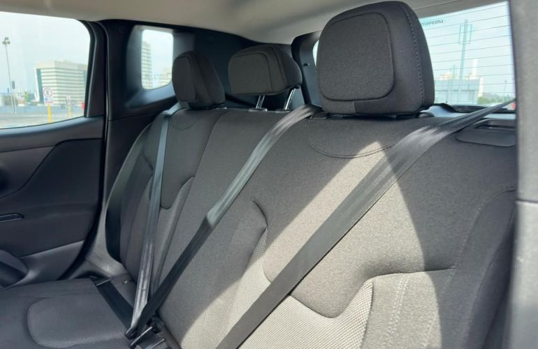 Jeep Renegade 1.8 16v - Foto #10