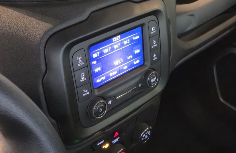 Jeep Renegade 1.8 16V Sport - Foto #9