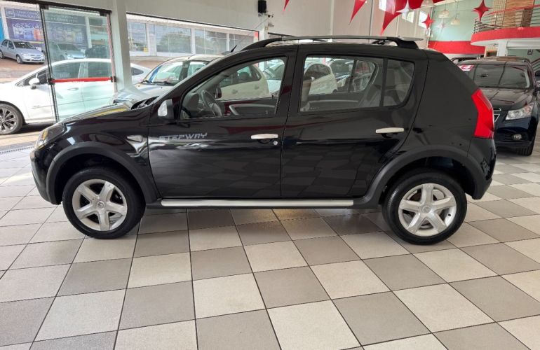 Renault Sandero Stepway 1.6 16V (Flex) - Foto #2