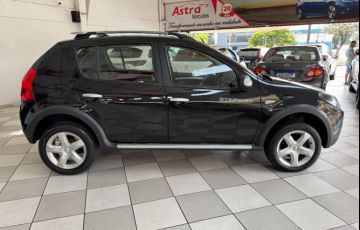 Renault Sandero Stepway 1.6 16V (Flex) - Foto #4