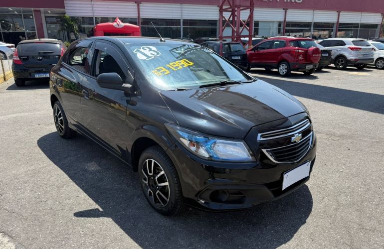Chevrolet Onix 1.0 MPFi LT 8v - Foto #2