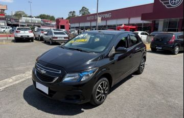 Chevrolet Onix 1.0 MPFi LT 8v - Foto #4