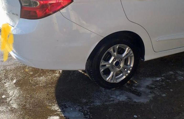 Ford Ka Sedan SEL 1.5 16v (Flex) - Foto #5