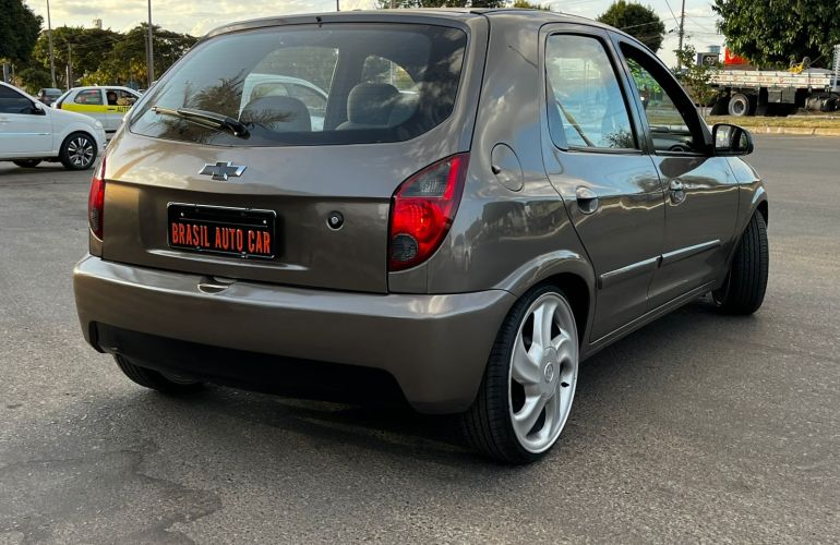 Chevrolet Celta LT 1.0 (Flex) - Foto #4