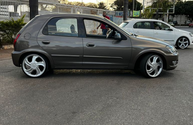Chevrolet Celta LT 1.0 (Flex) - Foto #5
