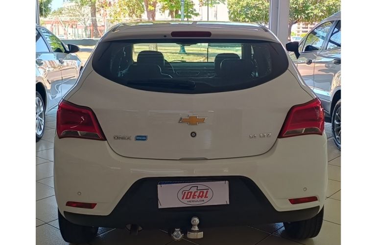 Chevrolet Onix 1.4 LTZ SPE/4 - Foto #2