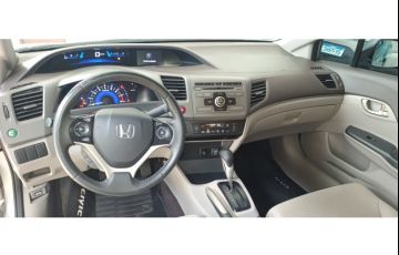 Honda Civic LXS 1.8 i-VTEC (Aut) (Flex) - Foto #7