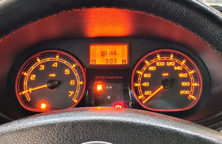 Renault Sandero 1.6 Stepway 16v - Foto #9