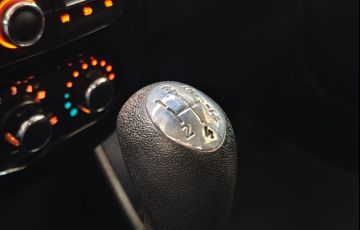 Renault Sandero 1.6 Stepway 16v - Foto #10
