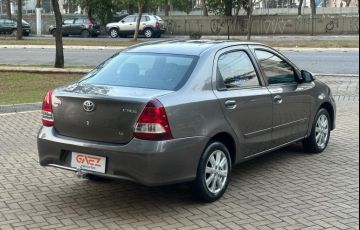 Toyota Etios 1.5 X Plus Sedan 16v - Foto #3