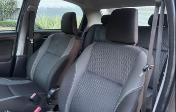 Toyota Etios 1.5 X Plus Sedan 16v - Foto #8