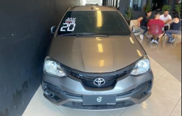 Toyota Etios 1.5 X Plus Sedan 16V Flex 4p Automático - Foto #2