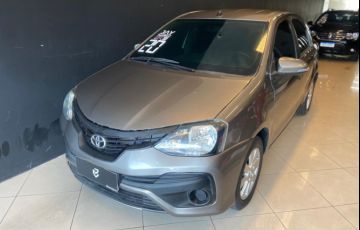 Toyota Etios 1.5 X Plus Sedan 16V Flex 4p Automático - Foto #3