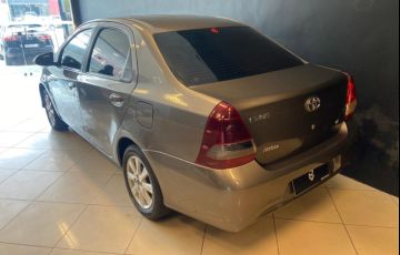 Toyota Etios 1.5 X Plus Sedan 16V Flex 4p Automático - Foto #4