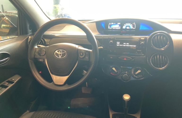 Toyota Etios 1.5 X Plus Sedan 16V Flex 4p Automático - Foto #7
